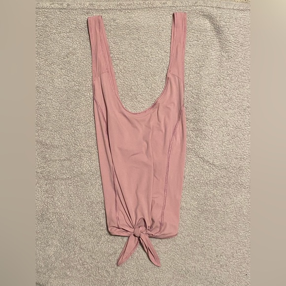 Call It a Tie Tank - Picture 1 of 2